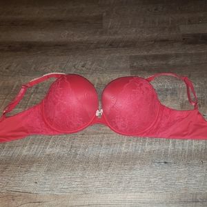 5 34DDD/34F Bras